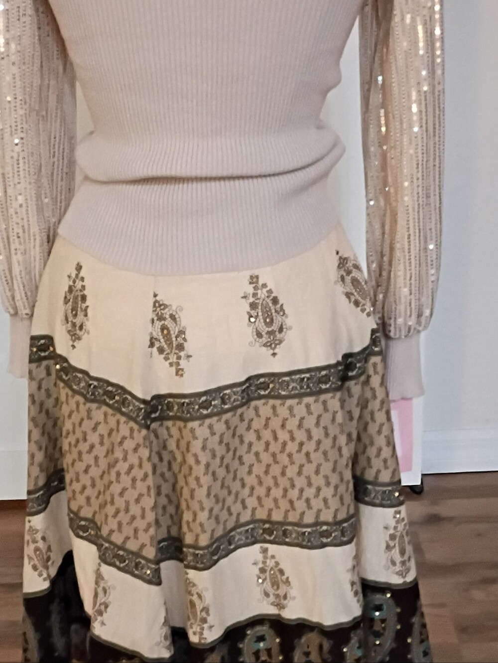 New York & Company Beige/ Black/Brown Printed Circle Skirt.   (NWT)